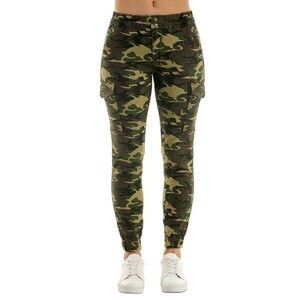 Almost Famous Juniors' Cargo Pocket Joggers - Green Camo, XS